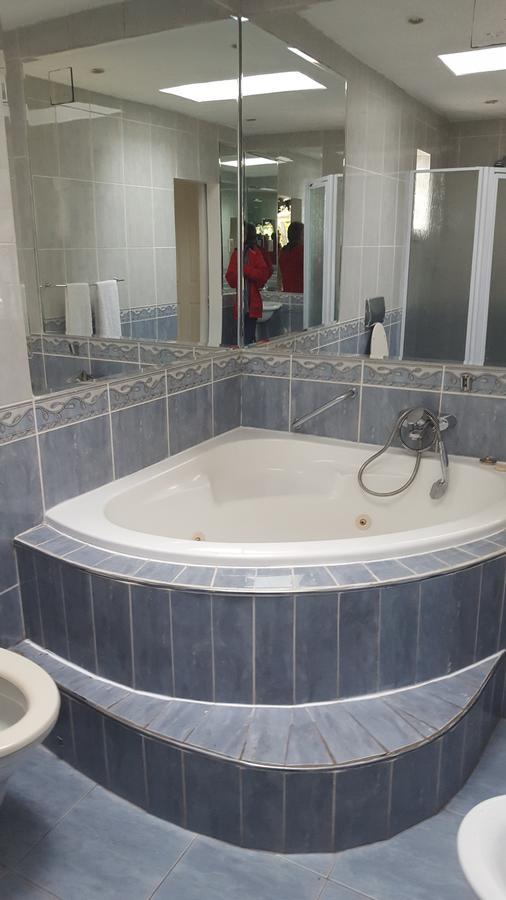 Old N New Bed & Breakfast Umhlanga Ngoại thất bức ảnh